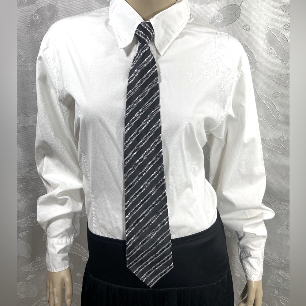 Rhinestone Tie Necklace
